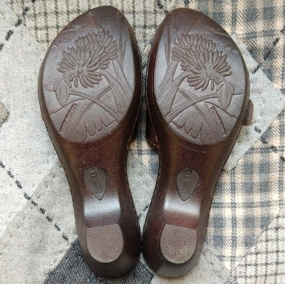 Born Leather Buckle Slide Open Mule Sandal - Picture 4 of 6